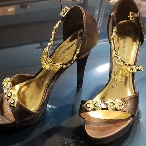 Breckelles Jewelry Heels